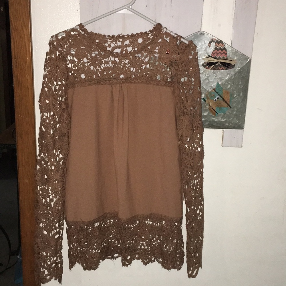Small lace long sleeve shirt